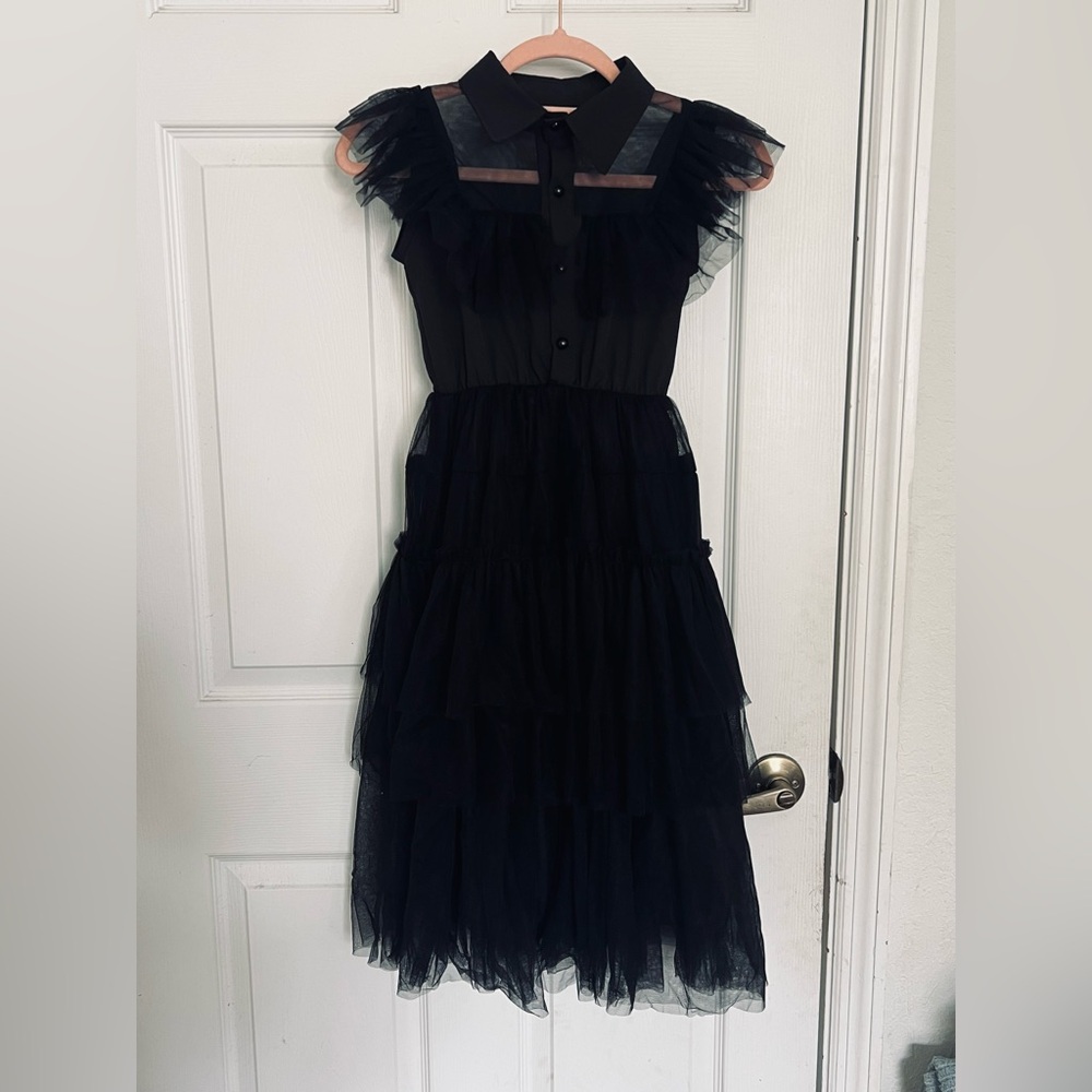 Wednesday Addams Halloween Costume Dress Kids Size 130/Size 6–8  Kids In US - Picture 2 of 7